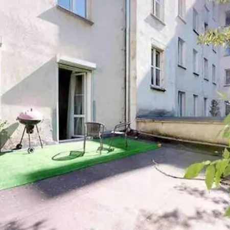 Daire Charming And Bright- Golden Apartments- City Center&S49 Wroclaw
