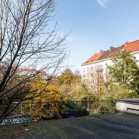 Charming And Bright- Golden Apartments- City Center&S49 Daire Wroclaw